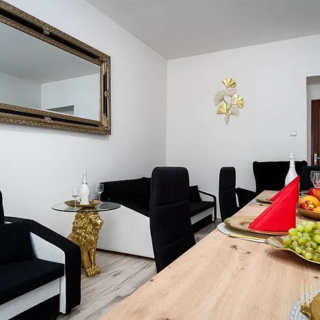 Big Lion * Praga